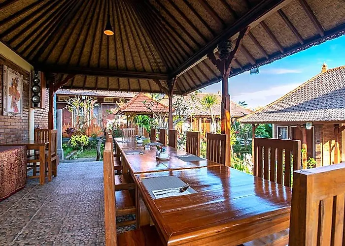 The Garuda & Restaurant 5* Gitgit