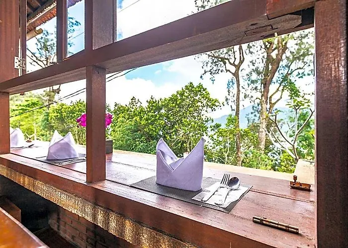 The Garuda & Restaurant