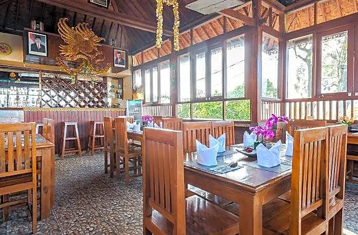 The Garuda & Restaurant 5* Gitgit