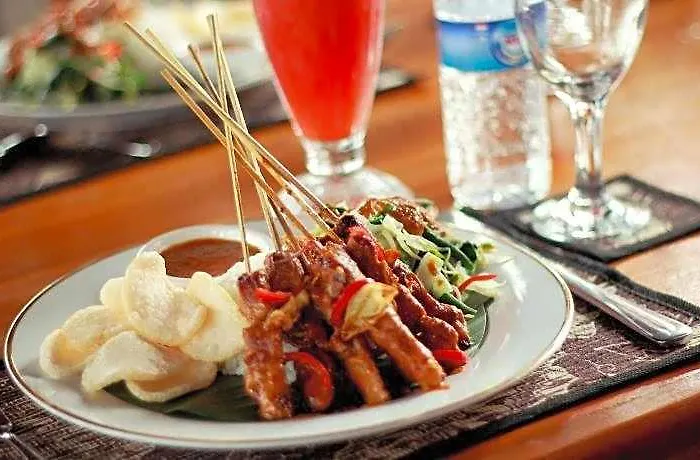 ホテル The Garuda & Restaurant